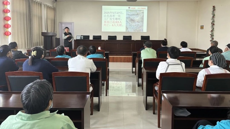 全民消防，生命至上——社安应急服务中心走进我院台儿庄分院开展消防安全讲座